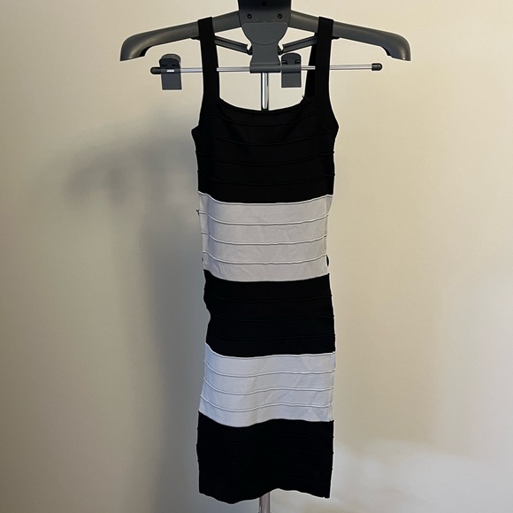 Black and grey dress SZ xs - Picture 4 of 5